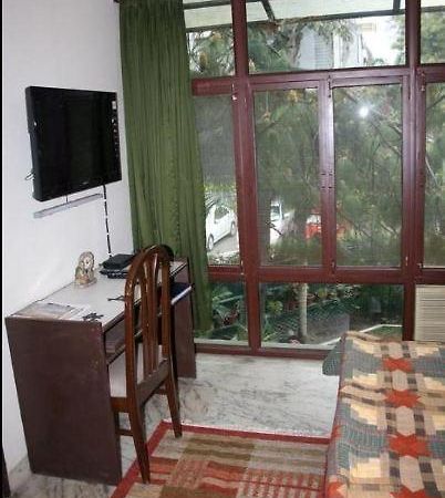 Homestay Chateau 39 Nuova Delhi Esterno foto